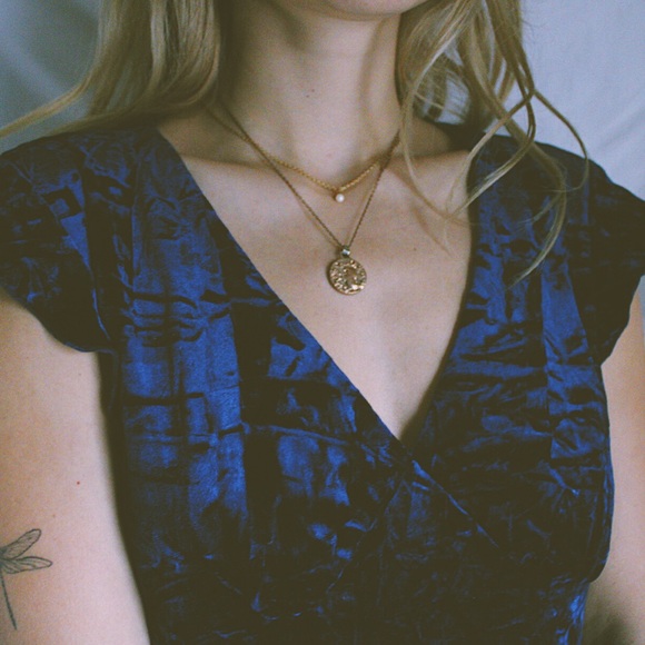 Vintage velvet Dress - Picture 3 of 6